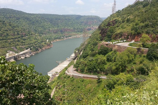 About nagarjuna sagar dam